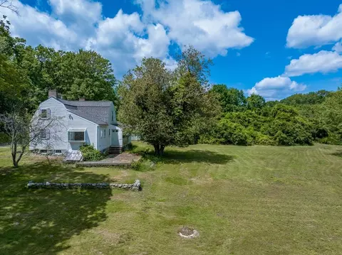201 Dedham St, Dover, MA 02030 photo 3