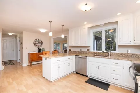 Kitchen - 4 Arrowhead Rd, Walpole, MA 02081 photo 1 of 3