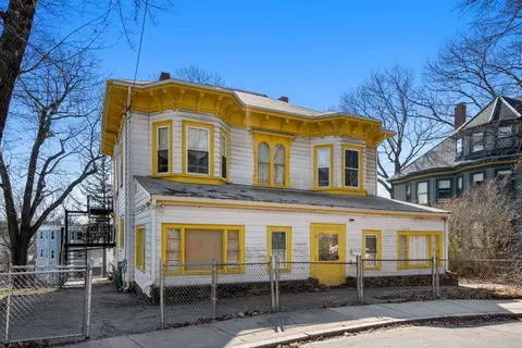 93 Sedgwick St, Boston, MA 02130