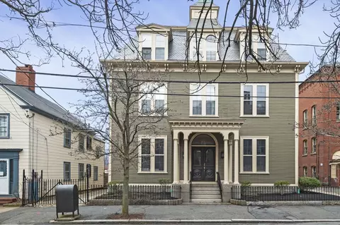 162 Federal St #2, Salem, MA 01970