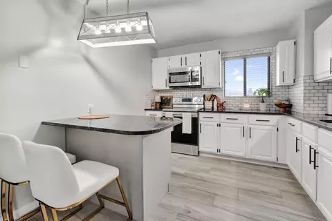 198 Locust #701, Lynn, MA 01904