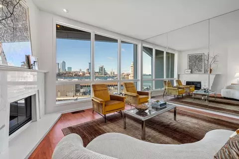 25 9th St #25, Boston, MA 02129