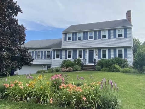 73 Schofield Dr, Marlborough, MA 01752