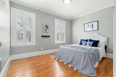 Bedroom - 195 Cypress St #2, Brookline, MA 02445 photo 4 of 5