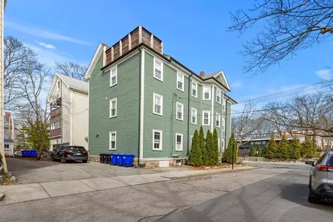 Exterior - 195 Cypress St #2, Brookline, MA 02445 photo 3 of 3