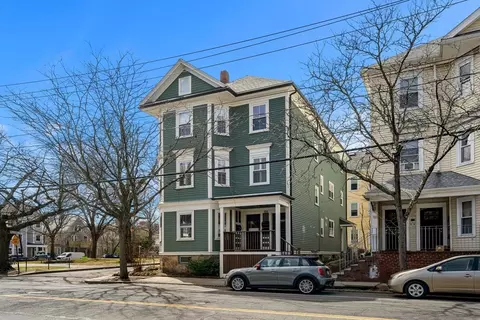 Exterior - 195 Cypress St #2, Brookline, MA 02445 photo 2 of 3