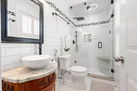 Bath - 195 Cypress St #2, Brookline, MA 02445 photo 2 of 2