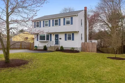 240 Beacon St, Framingham, MA 01701