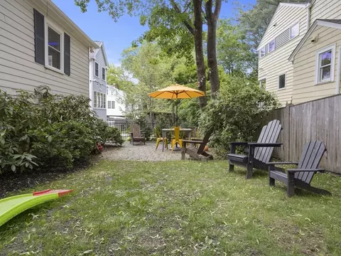 Exterior - 29 Payson Rd, Brookline, MA 02467 photo 3 of 10