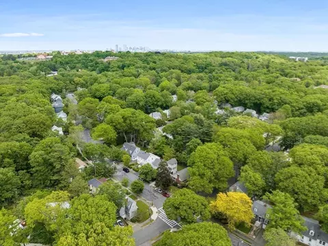 View/Area - 29 Payson Rd, Brookline, MA 02467 photo 1 of 1
