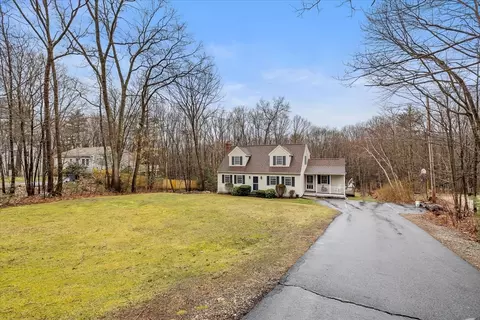 Exterior - 137 Sutton Rd, Webster, MA 01570 photo 3 of 8