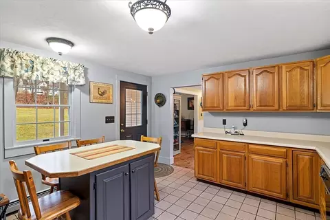Kitchen - 137 Sutton Rd, Webster, MA 01570 photo 2 of 3