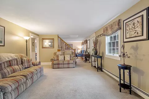 Living - 137 Sutton Rd, Webster, MA 01570 photo 4 of 5