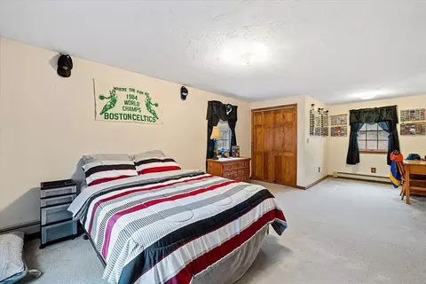 Bedroom - 137 Sutton Rd, Webster, MA 01570 photo 4 of 7