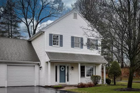 605 Middle #5, Braintree, MA 02184