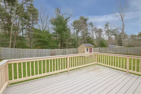Exterior - 25 Pine View Dr, Barnstable, MA 02635 photo 2 of 4