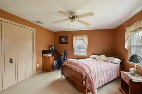 Bedroom - 25 Pine View Dr, Barnstable, MA 02635 photo 3 of 3