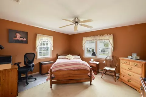 Bedroom - 25 Pine View Dr, Barnstable, MA 02635 photo 2 of 3