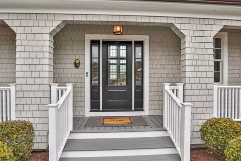 10 Rockhill Rd, Sandwich, MA 02563