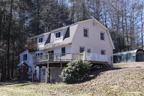 21 Chestnut Hill Rd, Orange, MA 01364