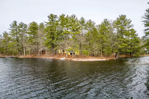 View/Area - 10 Wildwood Ave, Upton, MA 01568 photo 6 of 13