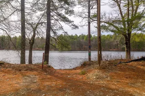 View/Area - 10 Wildwood Ave, Upton, MA 01568 photo 2 of 13