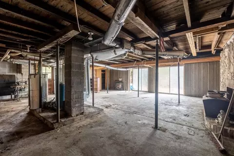 Exterior - 10 Wildwood Ave, Upton, MA 01568 photo 3 of 10