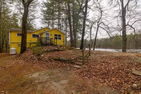 Exterior - 10 Wildwood Ave, Upton, MA 01568 photo 10 of 10