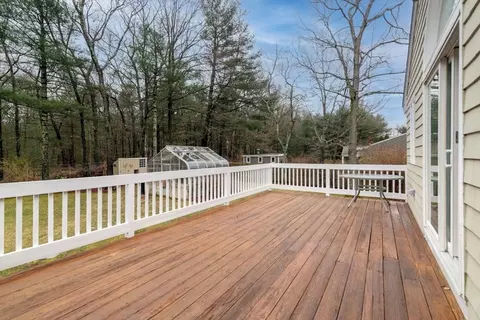 Exterior - 6 Hazelwood Dr, Hingham, MA 02043 photo 2 of 7