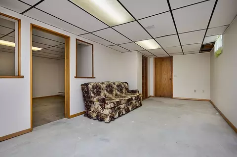 Living - 155 Park St, Easthampton, MA 01027 photo 2 of 2