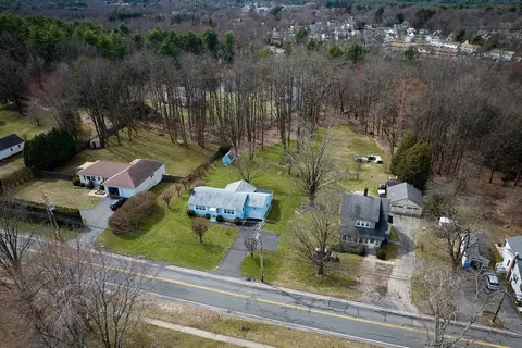 View/Area - 155 Park St, Easthampton, MA 01027 photo 3 of 7