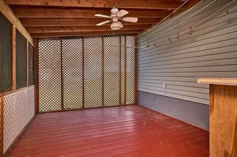 Exterior - 155 Park St, Easthampton, MA 01027 photo 5 of 7