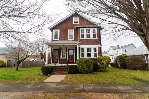 427 Pleasant St, Norwood, MA 02062