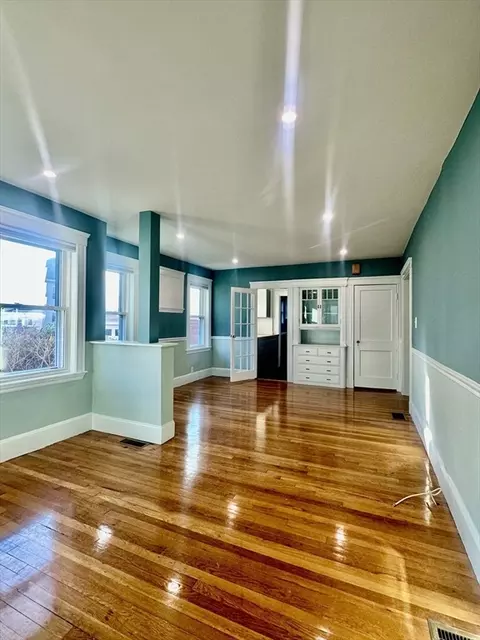 15 St Clements Rd #1, Medford, MA 02155