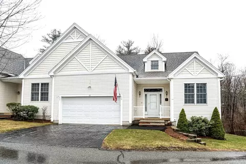 13 Hartswood Dr #13, Haverhill, MA 01830