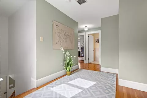 Bedroom - 2 Spring Ave, Hamilton, MA 01982 photo 1 of 6