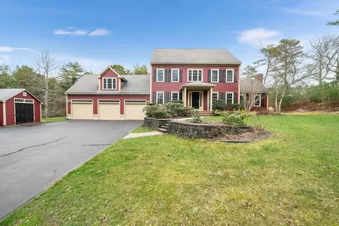 34 Noreast Ln, Plymouth, MA 02360
