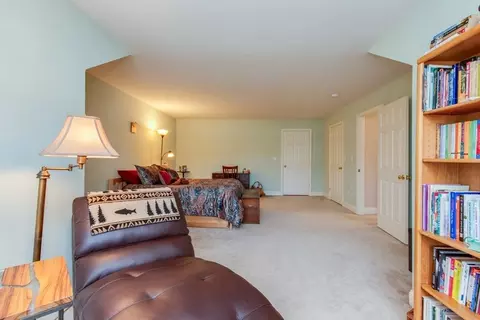 Living - 3 Blackford Ln #3, Epping, NH 03042 photo 6 of 6