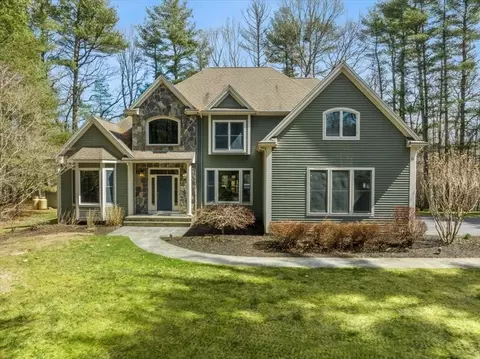 11 Forest Ln, Norton, MA 02766