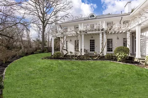 Exterior - 57 Hedge Rd, Brookline, MA 02445 photo 10 of 10
