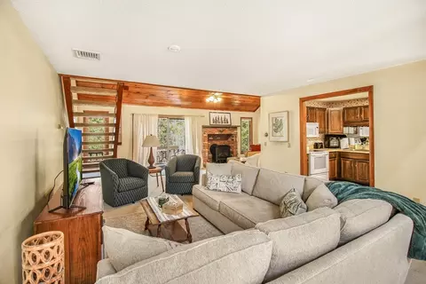 75 Stonehurst Mnr #5B, Conway, NH 03860