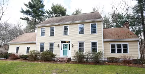 25 Lady Slipper Rd, Bridgewater, MA 02324
