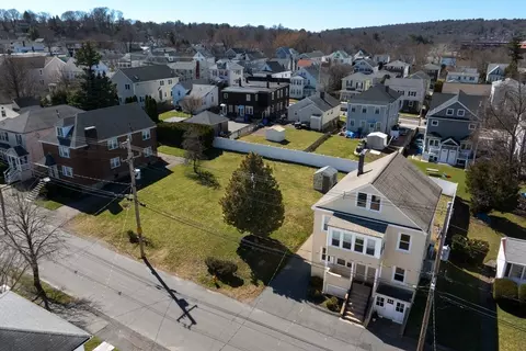 54-56 Land Hamilton Rd, Belmont, MA 02478