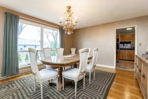 Dining - 6 Leo Rd, Marblehead, MA 01945 photo 2 of 4
