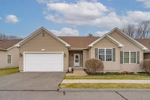 8 Jacobs Way #8, South Hadley, MA 01075