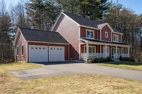 6 Nikkis Way, Hadley, MA 01035