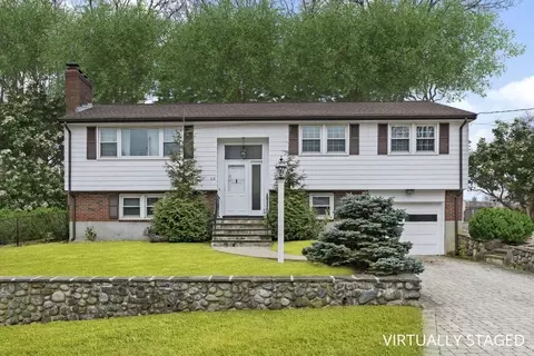 109 Milton St, Waltham, MA 02453