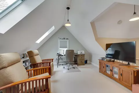 Bedroom - 1313 Great Plain Ave, Needham, MA 02492 photo 7 of 7