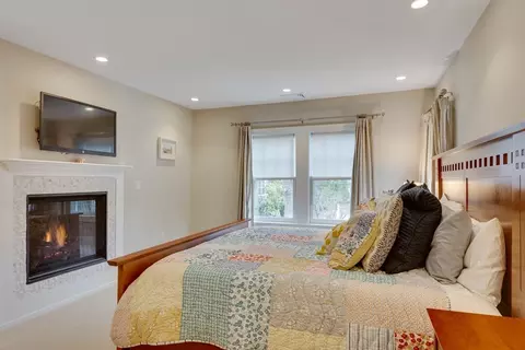 Bedroom - 1313 Great Plain Ave, Needham, MA 02492 photo 1 of 7