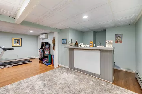 Living - 15 Carleton Dr, Mashpee, MA 02649 photo 4 of 5